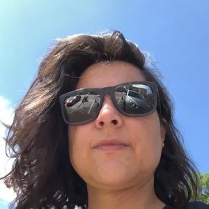 Meet your Posher, Daniela